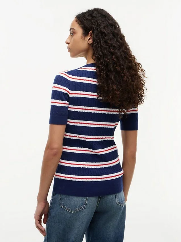 Camisola de malha com tranças e riscas de manga curta Camisola de malha com tranças e riscas de manga curta