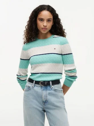 Camisola de malha com tranças e riscas de râguebi