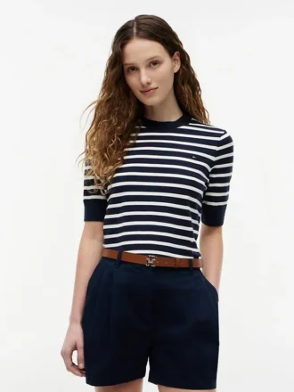 Camisola de manga curta com gola redonda