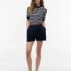 Camisola de manga curta com gola redonda Camisola de manga curta com gola redonda