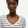 Camisola Favorita com Decote em V às Riscas Camisola Favorita com Decote em V às Riscas
