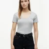 Camisola Favorite com decote em V Camisola Favorite com decote em V