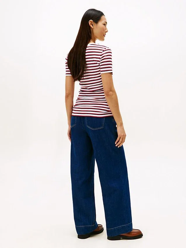 Camisola Favorite com gola em V e riscas Camisola Favorite com gola em V e riscas