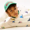 Camisola infantil com padrão de bandeiras de vela