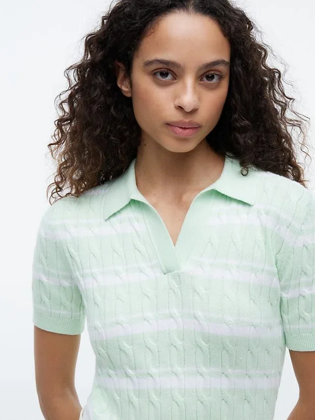 Camisola Polo de Malha com Tranças Listradas Camisola Polo de Malha com Tranças Listradas