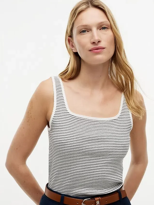 Camisola sem mangas com gola quadrada e padrão pointelle às riscas Camisola sem mangas com gola quadrada e padrão pointelle às riscas