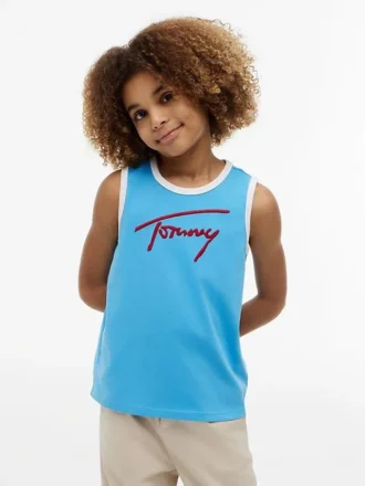 camisola sem mangas com logtipo tommy em letra cursiva para criana 1 3 330x440 - Camisola sem mangas com log&oacute;tipo Tommy em letra cursiva para crian&ccedil;a