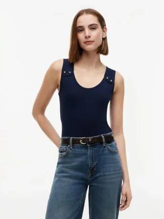 Camisola sem mangas Slim Fit com botões dourados em estilo náutico