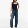 Camisola sem mangas Slim Fit com botões dourados em estilo náutico Camisola sem mangas Slim Fit com botões dourados em estilo náutico