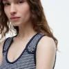 Camisola sem mangas Slim Fit com botões dourados em estilo náutico Camisola sem mangas Slim Fit com botões dourados em estilo náutico
