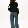 Camisola Tommy Jeans 85 Varsity com decote em V Camisola Tommy Jeans 85 Varsity com decote em V