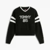 Camisola Tommy Jeans 85 Varsity com decote em V Camisola Tommy Jeans 85 Varsity com decote em V