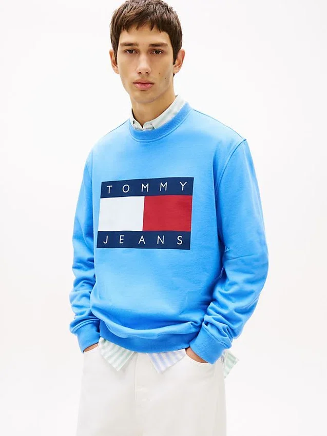 Camisola Tommy Jeans com logótipo de bandeira grande Camisola Tommy Jeans com logótipo de bandeira grande