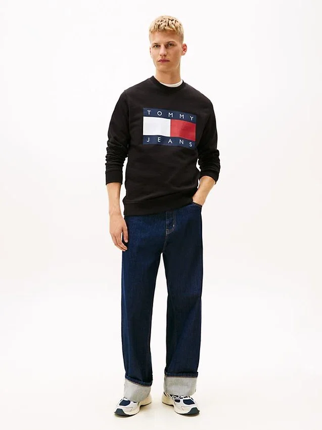 Camisola Tommy Jeans com logótipo de bandeira grande Camisola Tommy Jeans com logótipo de bandeira grande