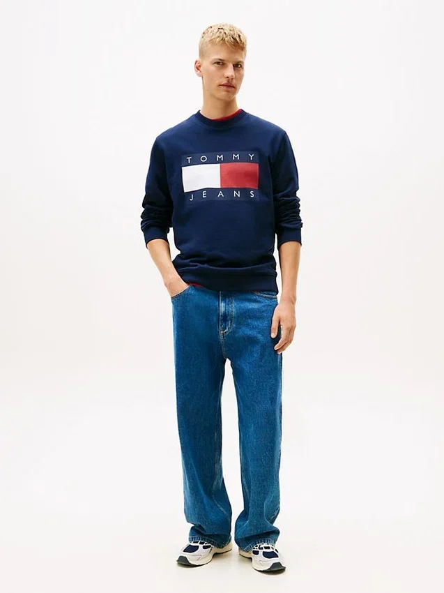 Camisola Tommy Jeans com logótipo de bandeira grande Camisola Tommy Jeans com logótipo de bandeira grande