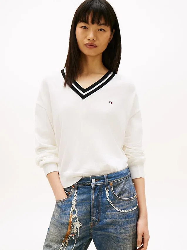 Camisola Tommy Jeans de corte descontraído com decote em V Camisola Tommy Jeans de corte descontraído com decote em V
