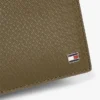Carteira dupla em pele com logótipo da bandeira em toda a superfície Carteira dupla em pele com logótipo da bandeira em toda a superfície