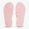 Chinelo com detalhes em monograma