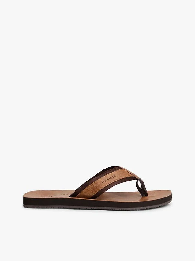Chinelo com textura granulada Chinelo com textura granulada