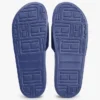 Chinelos de piscina com monograma bordado Chinelos de piscina com monograma bordado