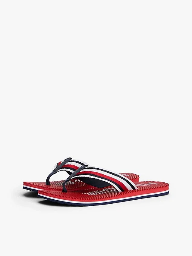 Chinelos às riscas Chinelos às riscas