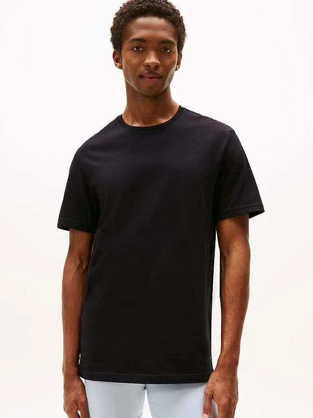 Conjunto de 3 camisolas interiores clássicas de algodão com gola redonda Conjunto de 3 camisolas interiores clássicas de algodão com gola redonda