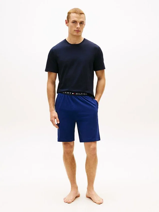 Conjunto de 3 camisolas interiores clássicas de algodão com gola redonda Conjunto de 3 camisolas interiores clássicas de algodão com gola redonda