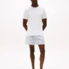 Conjunto de 3 camisolas interiores clássicas de algodão com gola redonda Conjunto de 3 camisolas interiores clássicas de algodão com gola redonda