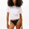 Conjunto de 3 cuecas variadas (tanga e cueca de corte alto) Conjunto de 3 cuecas variadas (tanga e cueca de corte alto)