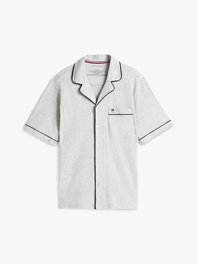 Conjunto de camisa de manga curta e calções Conjunto de camisa de manga curta e calções