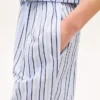 Conjunto de camisola e calças curtas para dormir Conjunto de camisola e calças curtas para dormir