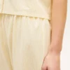 Conjunto de camisola e calças curtas para dormir