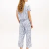 Conjunto de camisola e calças curtas para dormir Conjunto de camisola e calças curtas para dormir