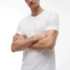 Conjunto de pijama com t-shirt e calções de tecido Conjunto de pijama com t-shirt e calções de tecido