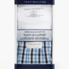 Conjunto de pijama com t-shirt e calções de tecido Conjunto de pijama com t-shirt e calções de tecido