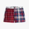 Conjunto de pijama com t-shirt e calções de tecido Conjunto de pijama com t-shirt e calções de tecido