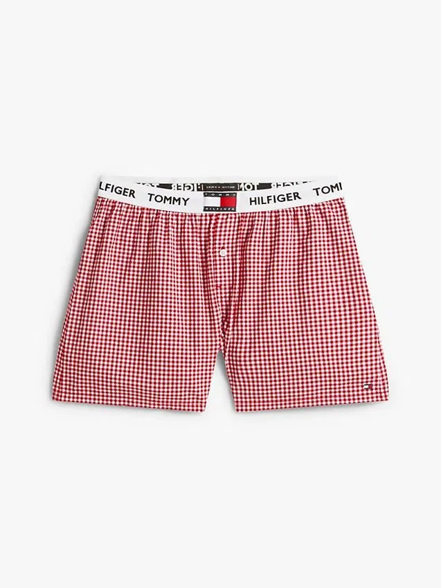Conjunto de pijama com t-shirt e calções de tecido Conjunto de pijama com t-shirt e calções de tecido
