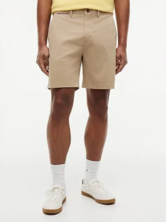 Corte Regular Calções Tommy com cintura confortável de 18 cm
