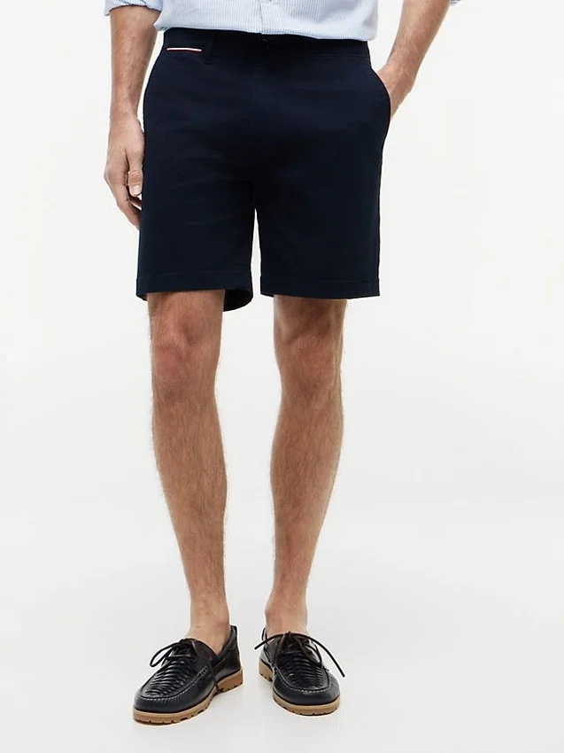 Corte Regular Calções Tommy com cintura confortável de 18 cm Corte Regular Calções Tommy com cintura confortável de 18 cm