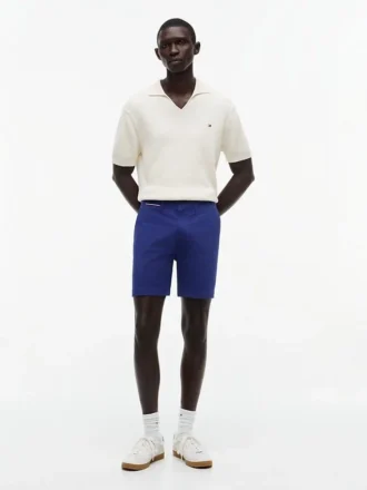 Corte Regular Calções Tommy com cintura confortável de 18 cm