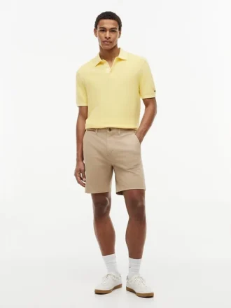 Corte Regular Calções Tommy com cintura confortável de 18 cm