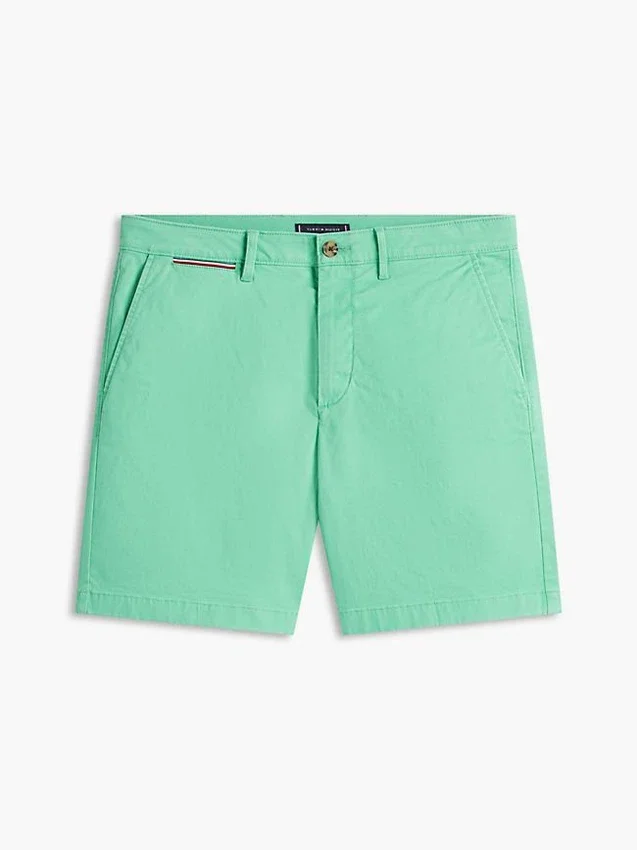 Corte Regular Calções Tommy com cintura confortável de 18 cm Corte Regular Calções Tommy com cintura confortável de 18 cm
