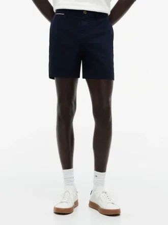 Corte regular, cintura confortável de 12,7 cm, calções Tommy