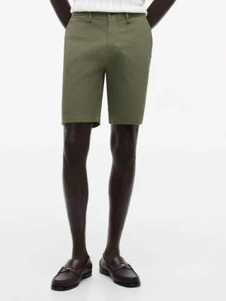 Corte Regular, cintura confortável de 23 cm, calções Tommy