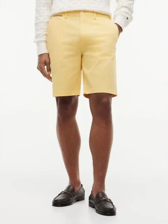 Corte Regular, cintura confortável de 23 cm, calções Tommy