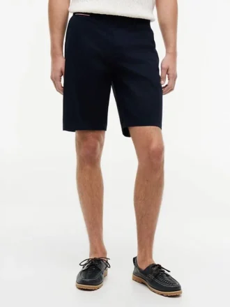 Corte Regular, cintura confortável de 23 cm, calções Tommy