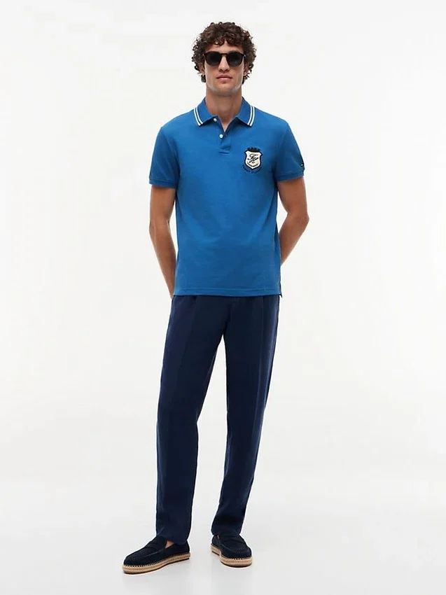 Corte regular Polo em piqué com emblema Monogram Corte regular Polo em piqué com emblema Monogram