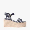 Espadrilha com cunha de plataforma e riscas bretãs Espadrilha com cunha de plataforma e riscas bretãs