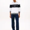 Hoodie com logótipo em blocos de cor Hoodie com logótipo em blocos de cor