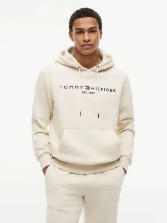 hoodie com logtipo tommy bordado 1 7 330x440 - Hoodie com log&oacute;tipo Tommy bordado